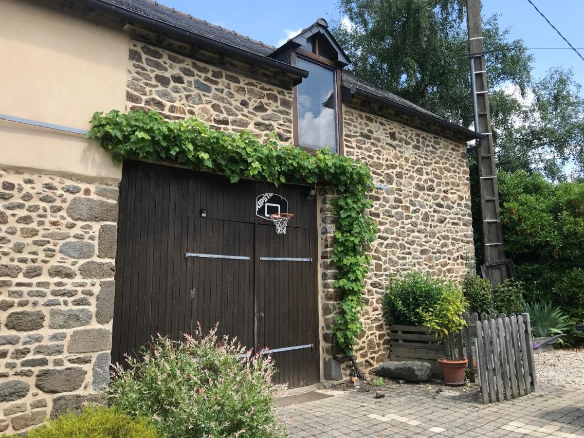 Chambre A La Campagne Québriac Exterior foto