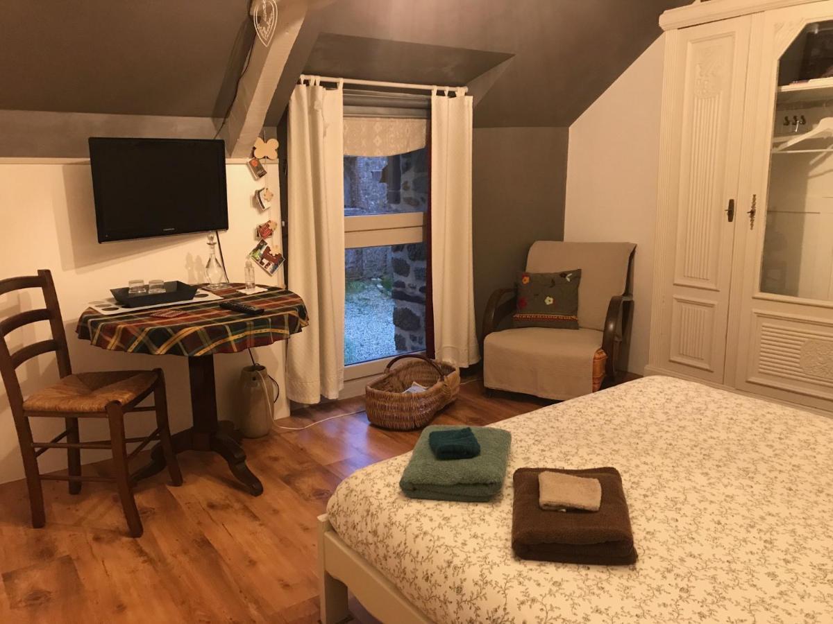 Chambre A La Campagne Québriac Exterior foto
